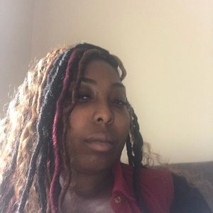 Meet your Posher, Krystle